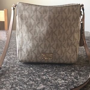 Michael Kors Crossbody
